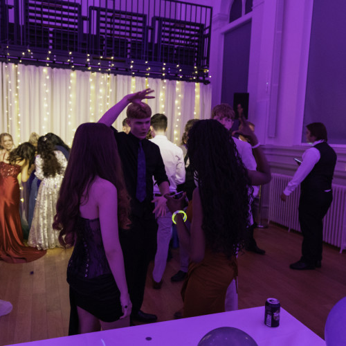 Prom-007