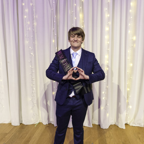 Prom-023