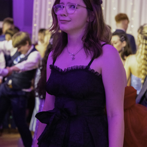 Prom-037