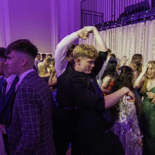Prom-041