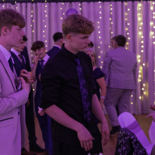 Prom-061