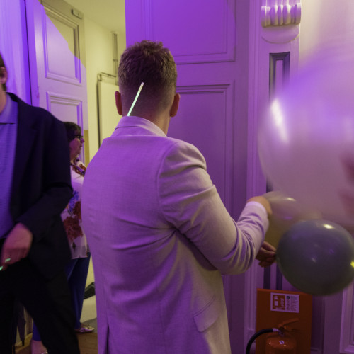 Prom-070