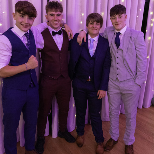 Prom-077