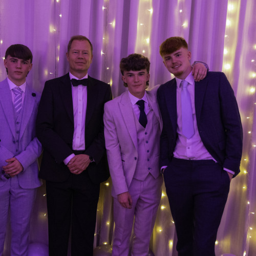 Prom-087