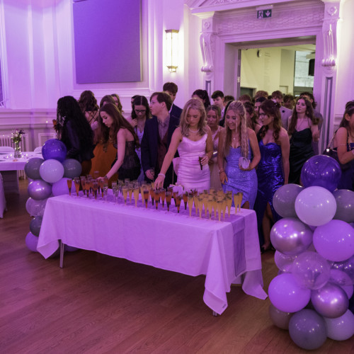 Prom-115
